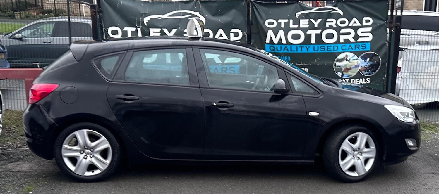 Used Vauxhall Astra 2011 for sale - 77305667: Photo 49