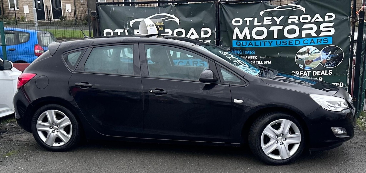 Used Vauxhall Astra 2011 for sale - 77305667: Photo 51