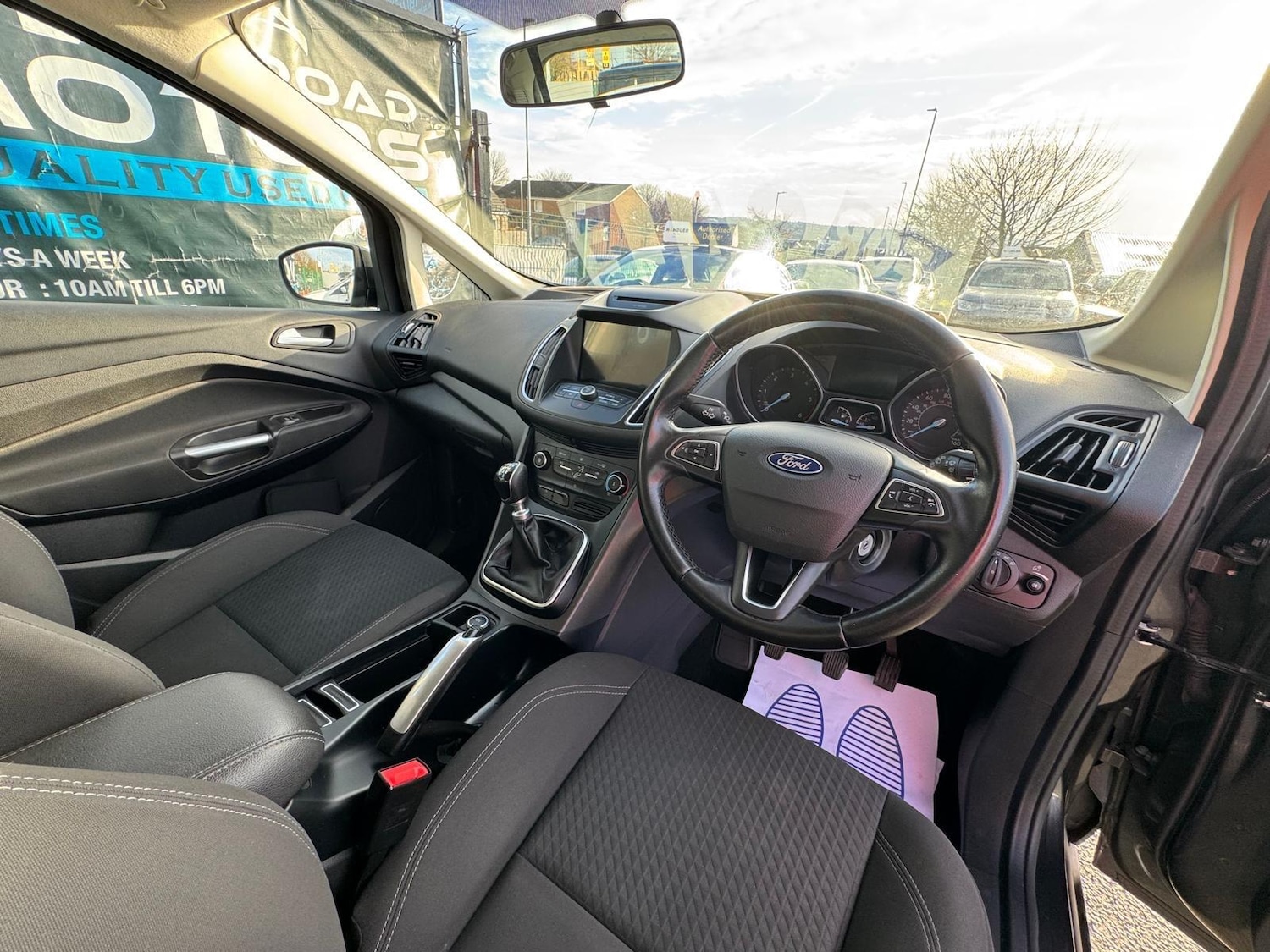 Used Ford Grand C-Max 2016 for sale - 76850527: Photo 2