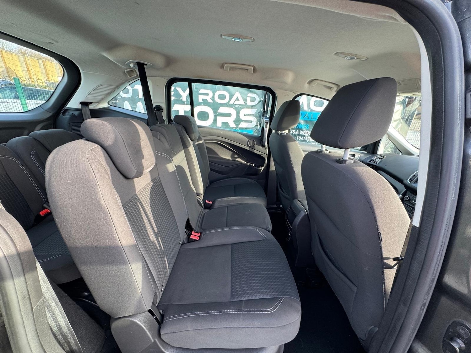 Used Ford Grand C-Max 2016 for sale - 76850527: Photo 24