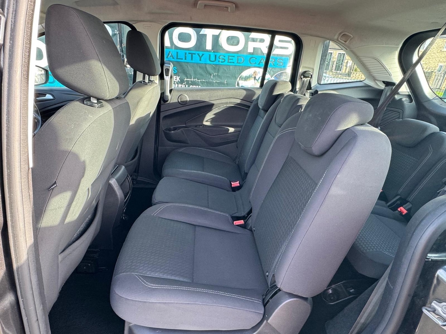 Used Ford Grand C-Max 2016 for sale - 76850527: Photo 25