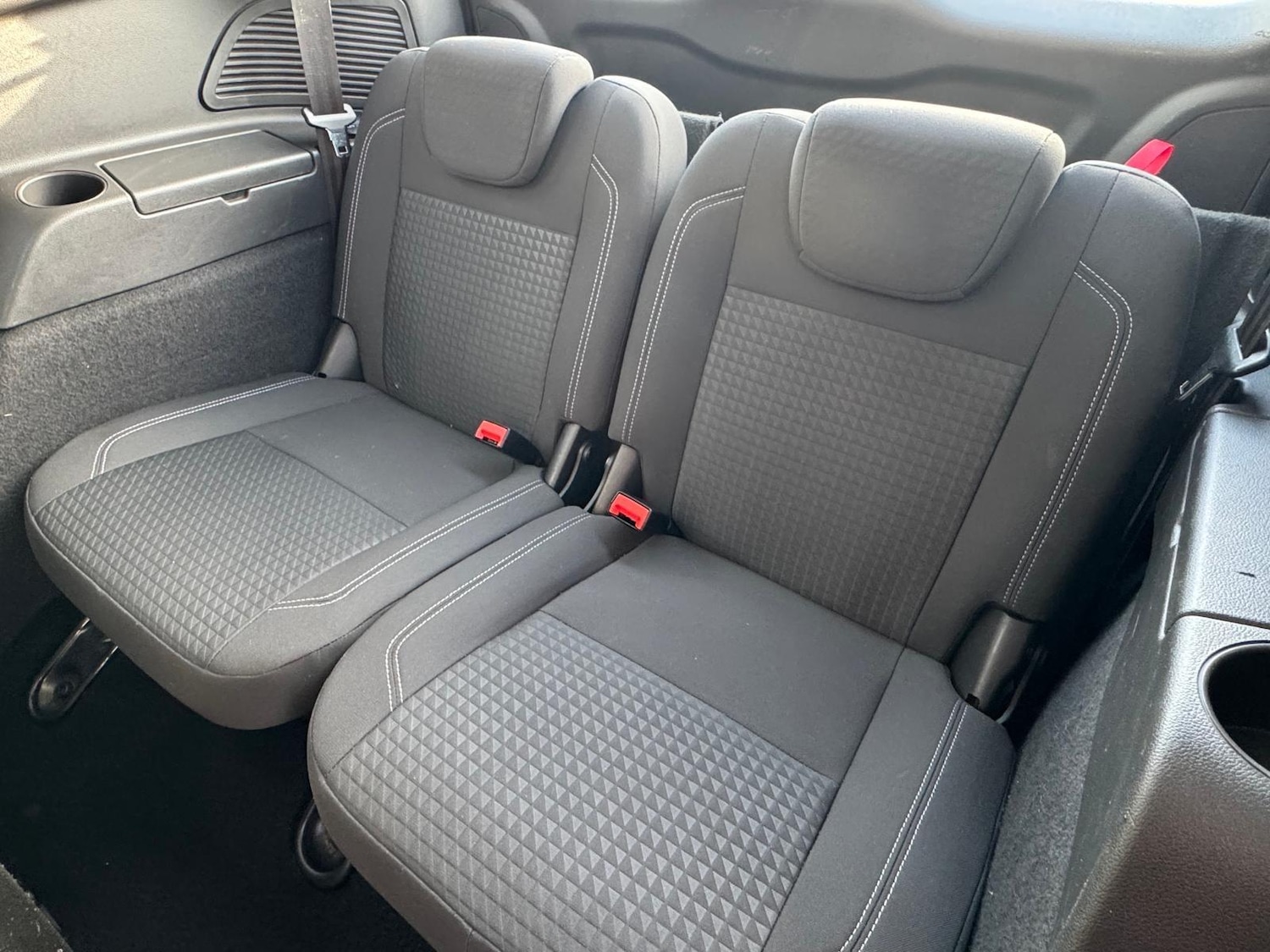 Used Ford Grand C-Max 2016 for sale - 76850527: Photo 26