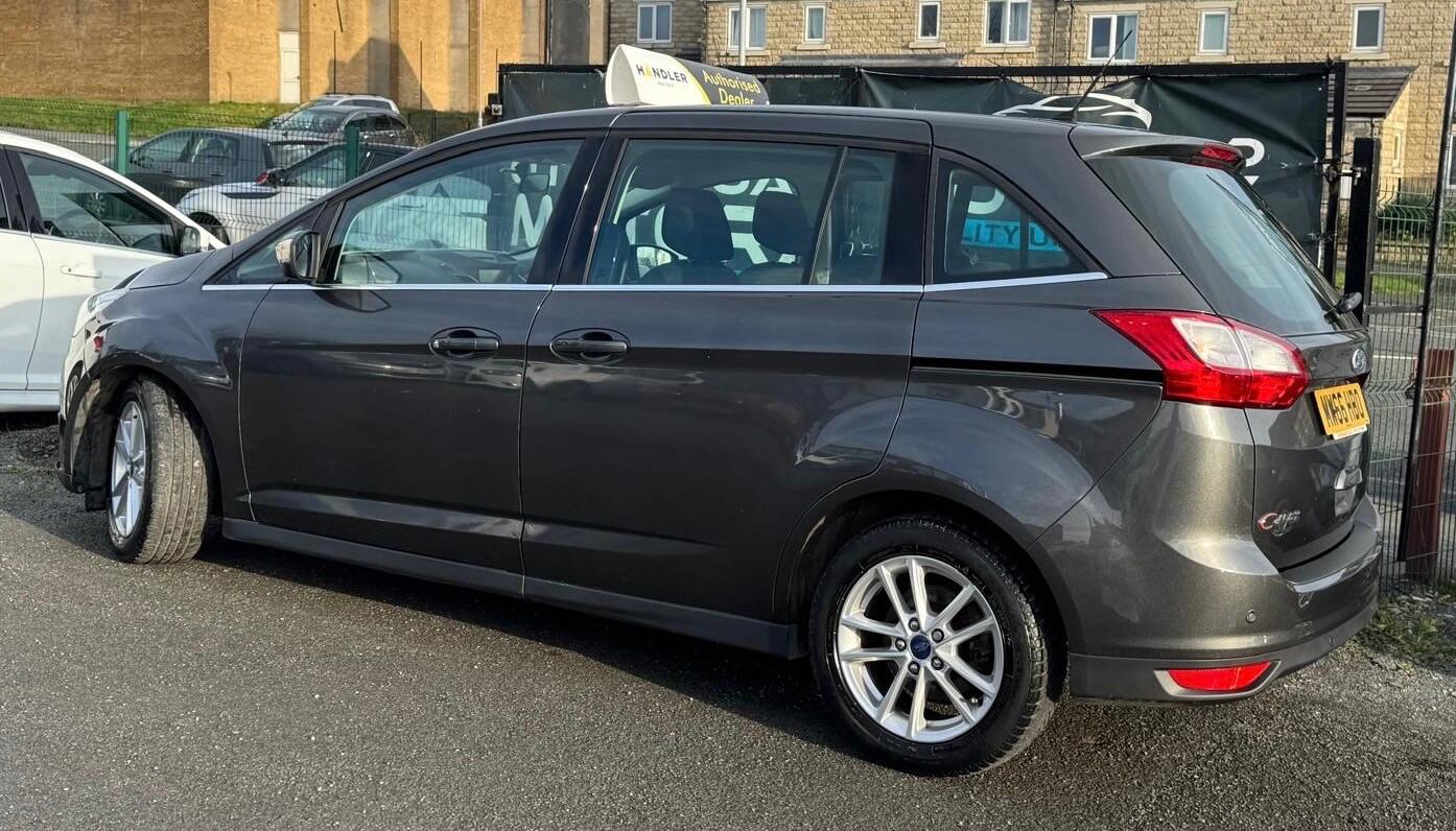 Used Ford Grand C-Max 2016 for sale - 76850527: Photo 6