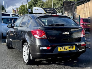 Used Chevrolet Cruze 2014 for sale - 79472162: Photo