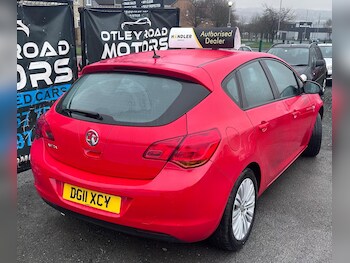 Used Vauxhall Astra 2011 for sale - 77525172: Photo