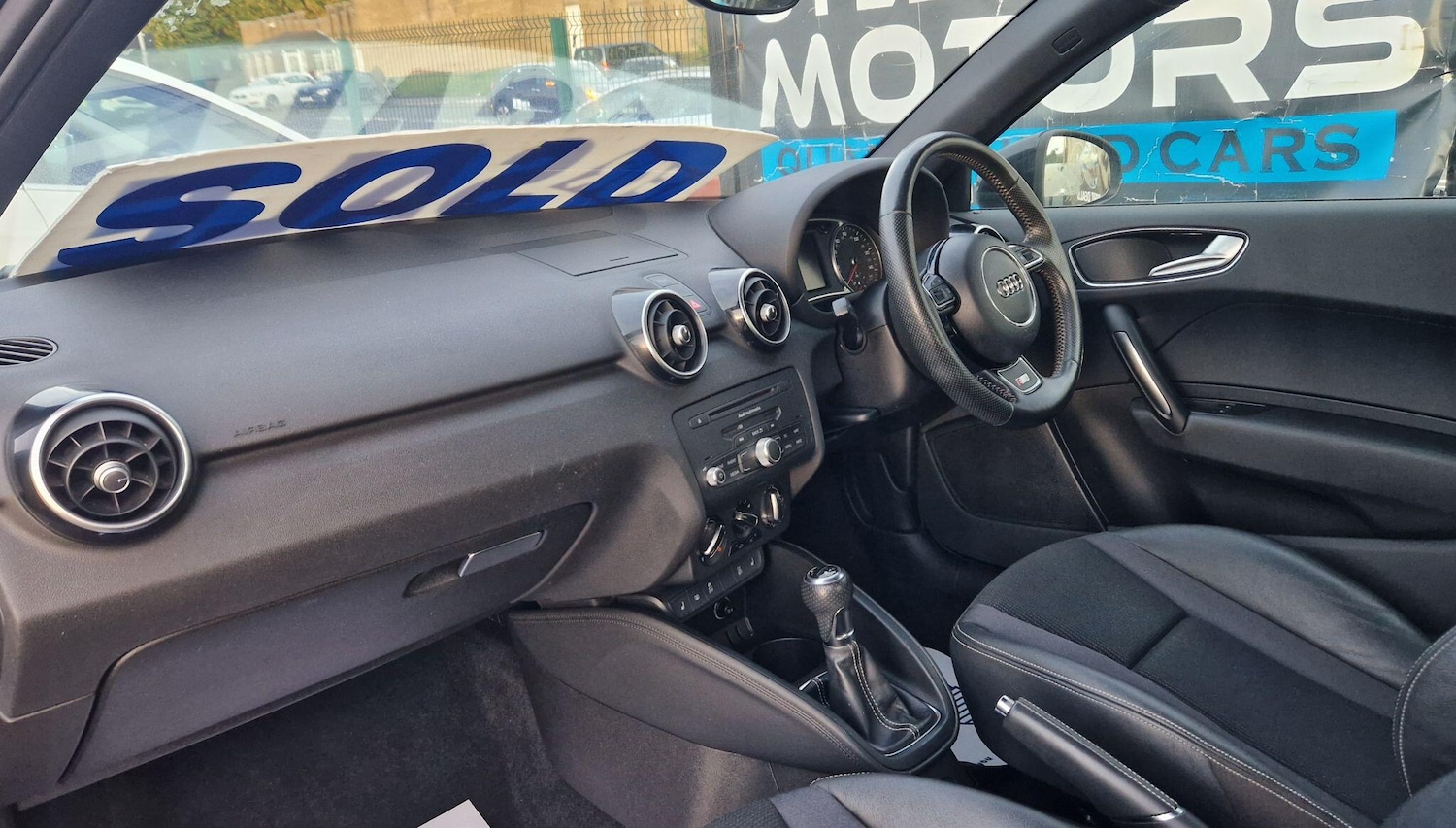 Used Audi A1 2014 for sale - 76537628: Photo 11