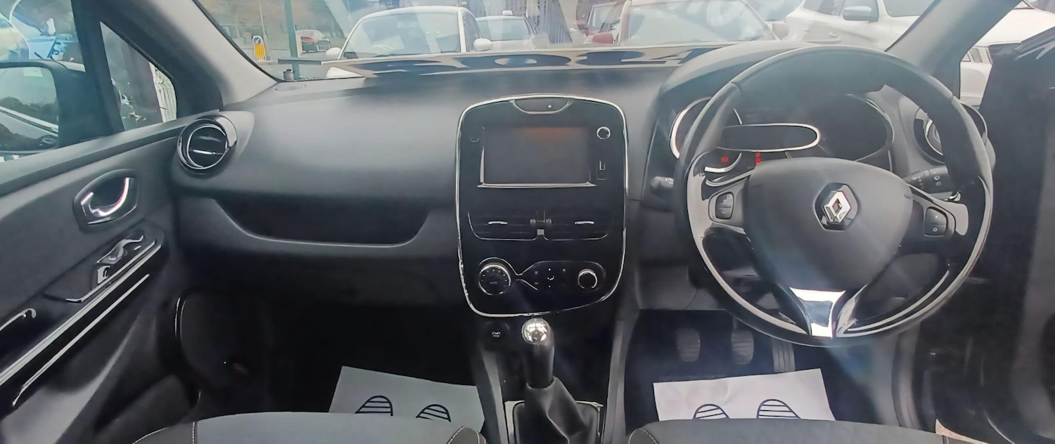 Used Renault Clio 2015 for sale - 76378065: Photo 11