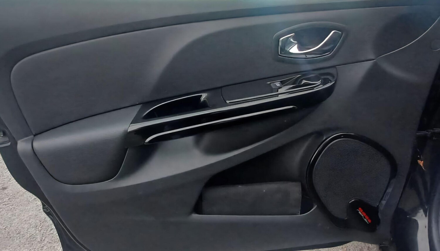 Used Renault Clio 2015 for sale - 76378065: Photo 52