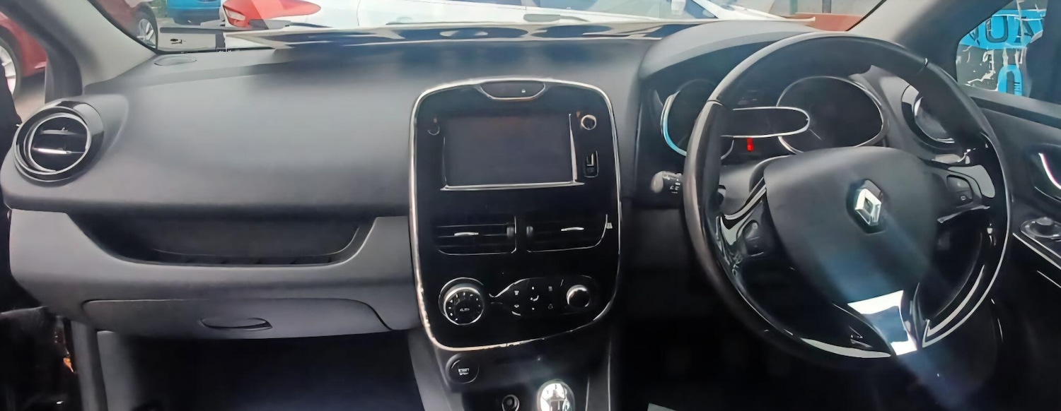 Used Renault Clio 2015 for sale - 76378065: Photo 7