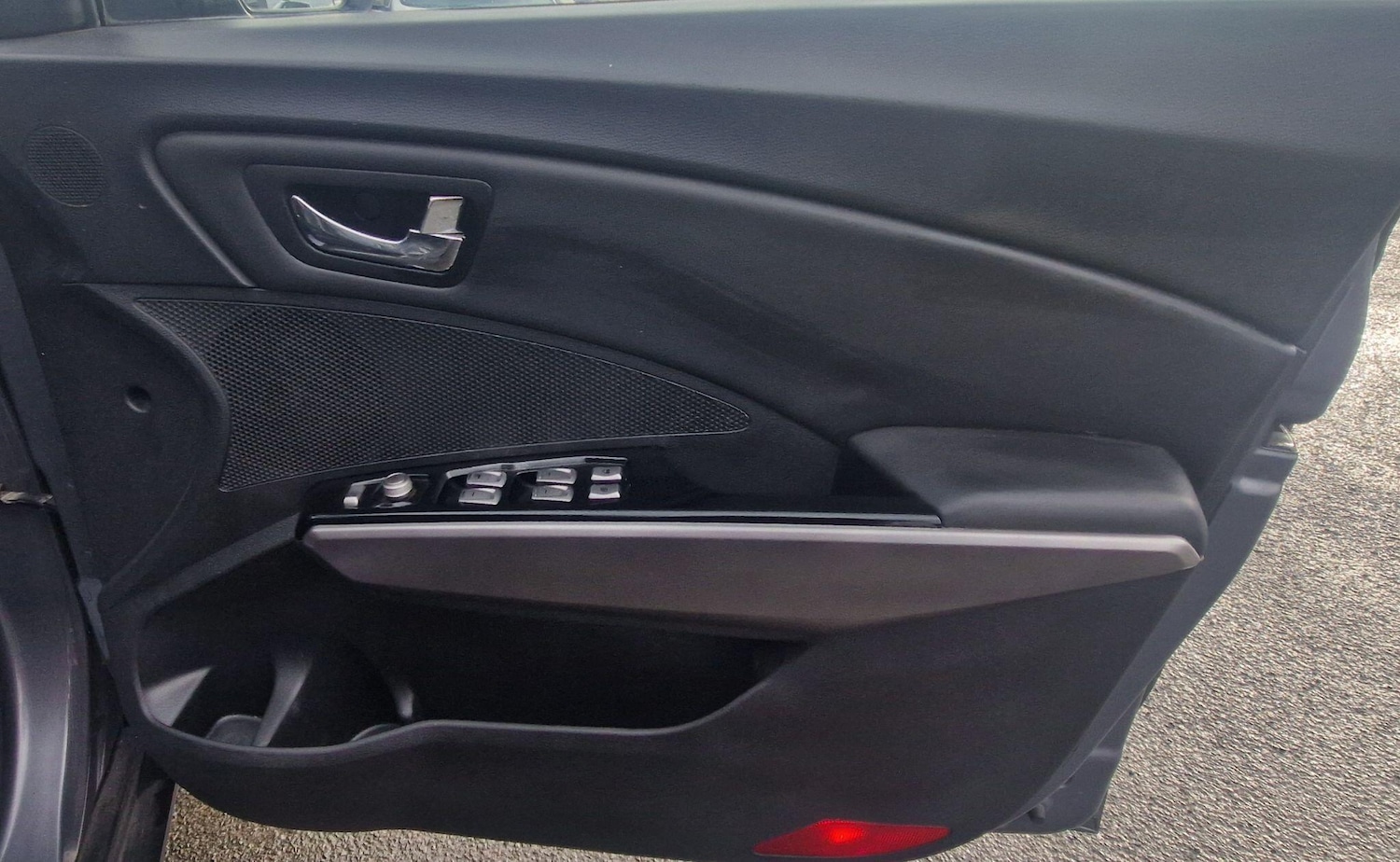 Used Ssangyong Tivoli 2016 for sale - 76174845: Photo 14