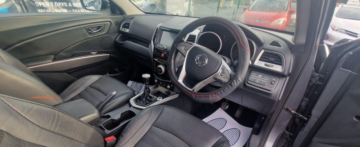 Used Ssangyong Tivoli 2016 for sale - 76174845: Photo 2