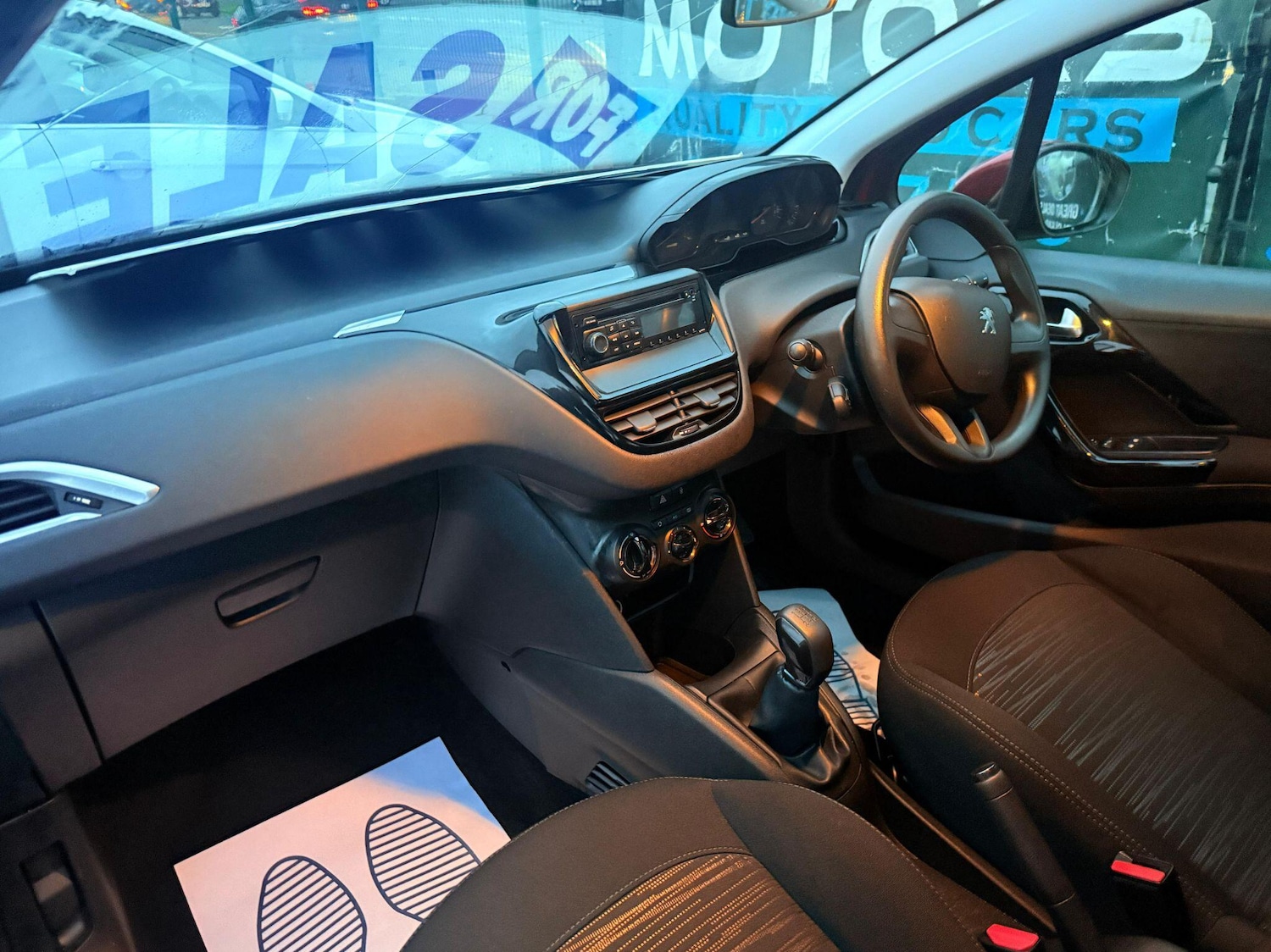 Used Peugeot 208 2013 for sale - 76484934: Photo 10