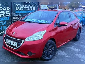 Used Peugeot 208 2013 for sale - 76484934: Photo