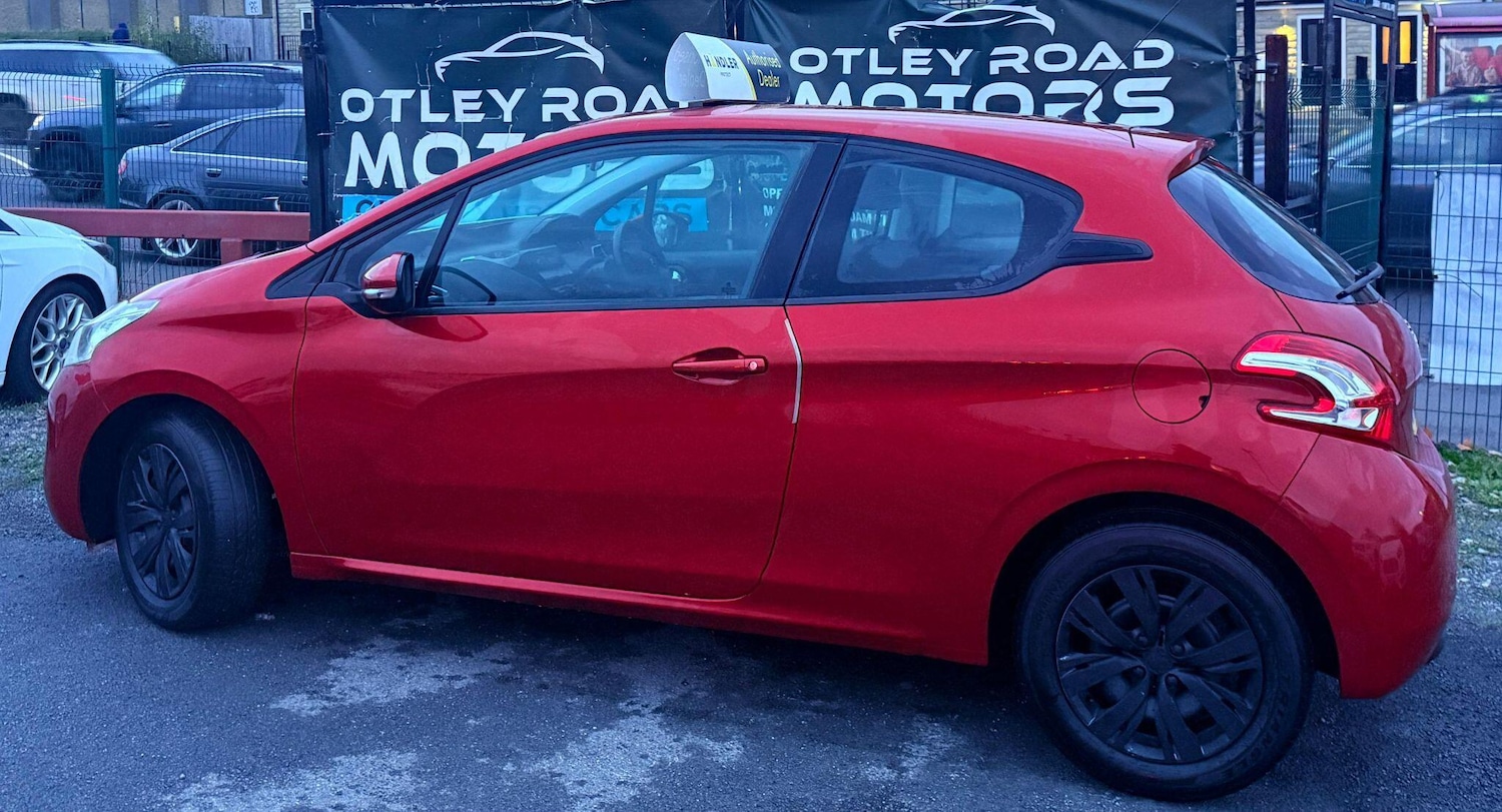 Used Peugeot 208 2013 for sale - 76484934: Photo 29