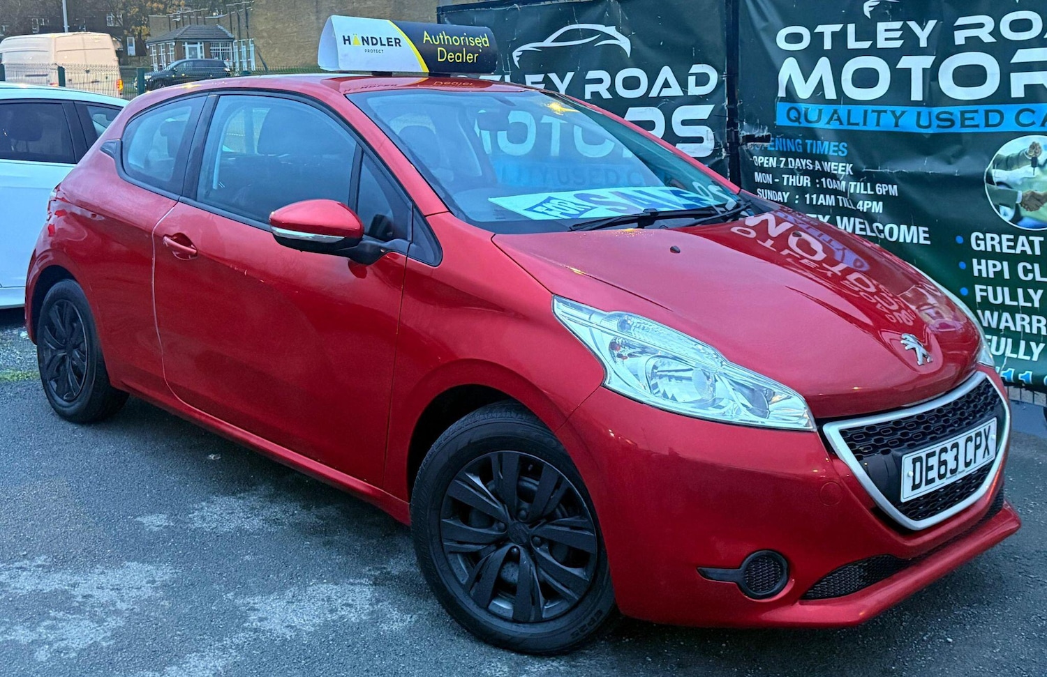 Used Peugeot 208 2013 for sale - 76484934: Photo 3
