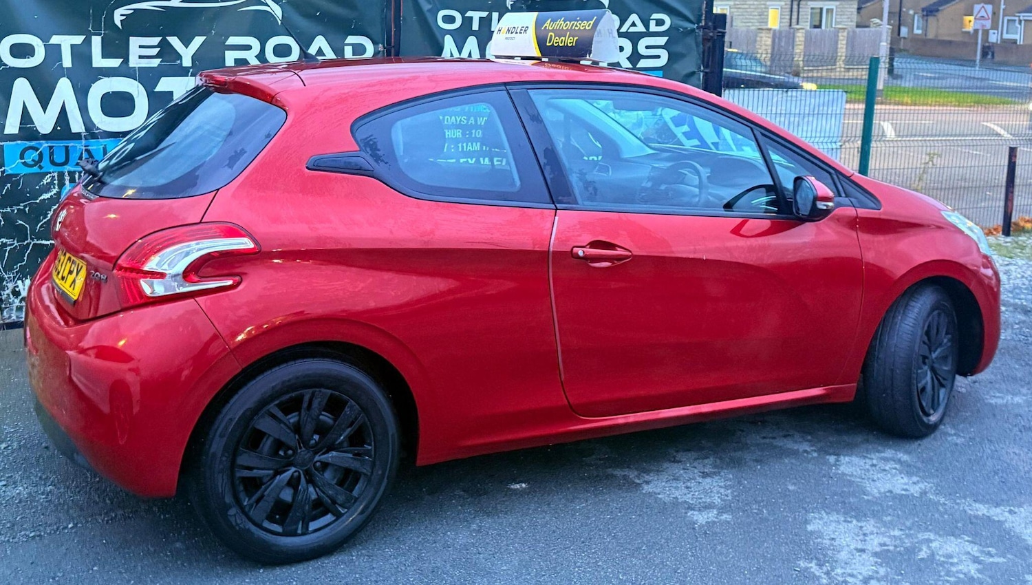 Used Peugeot 208 2013 for sale - 76484934: Photo 32