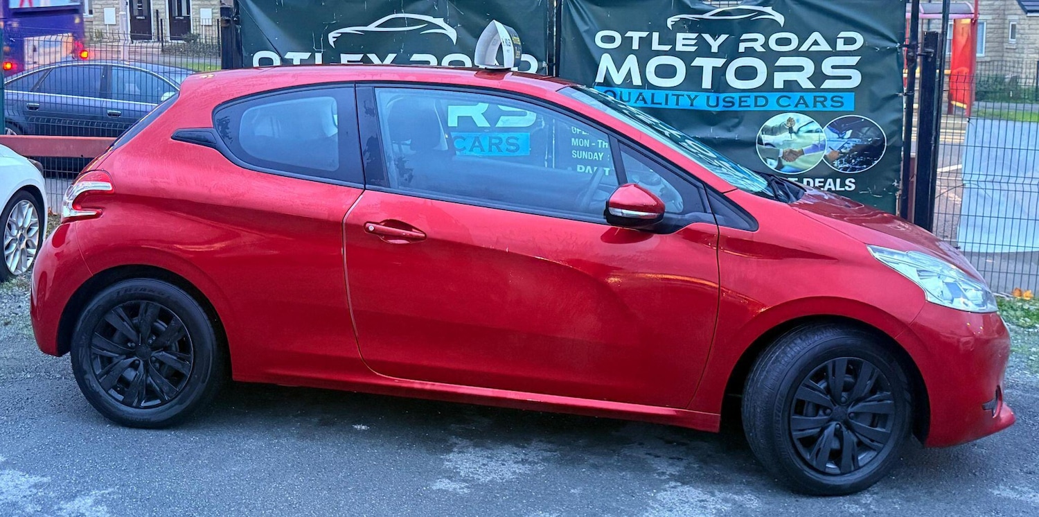 Used Peugeot 208 2013 for sale - 76484934: Photo 35