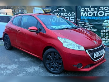 Used Peugeot 208 2013 for sale - 76484934: Photo