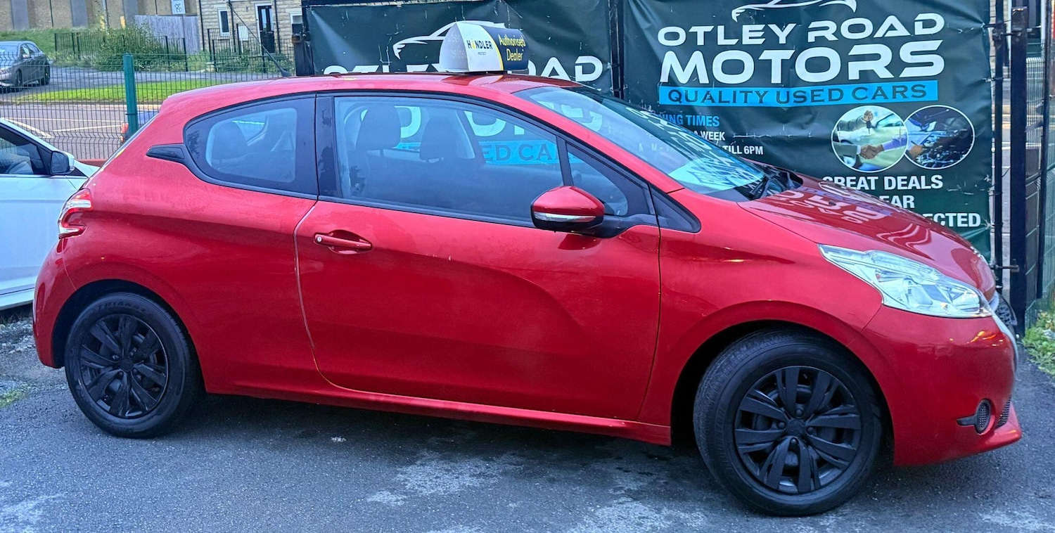 Used Peugeot 208 2013 for sale - 76484934: Photo 44