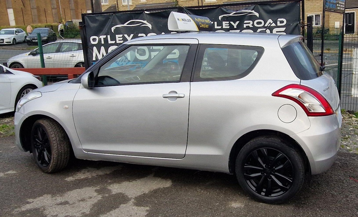 Used Suzuki Swift 2015 for sale - 76151577: Photo 21