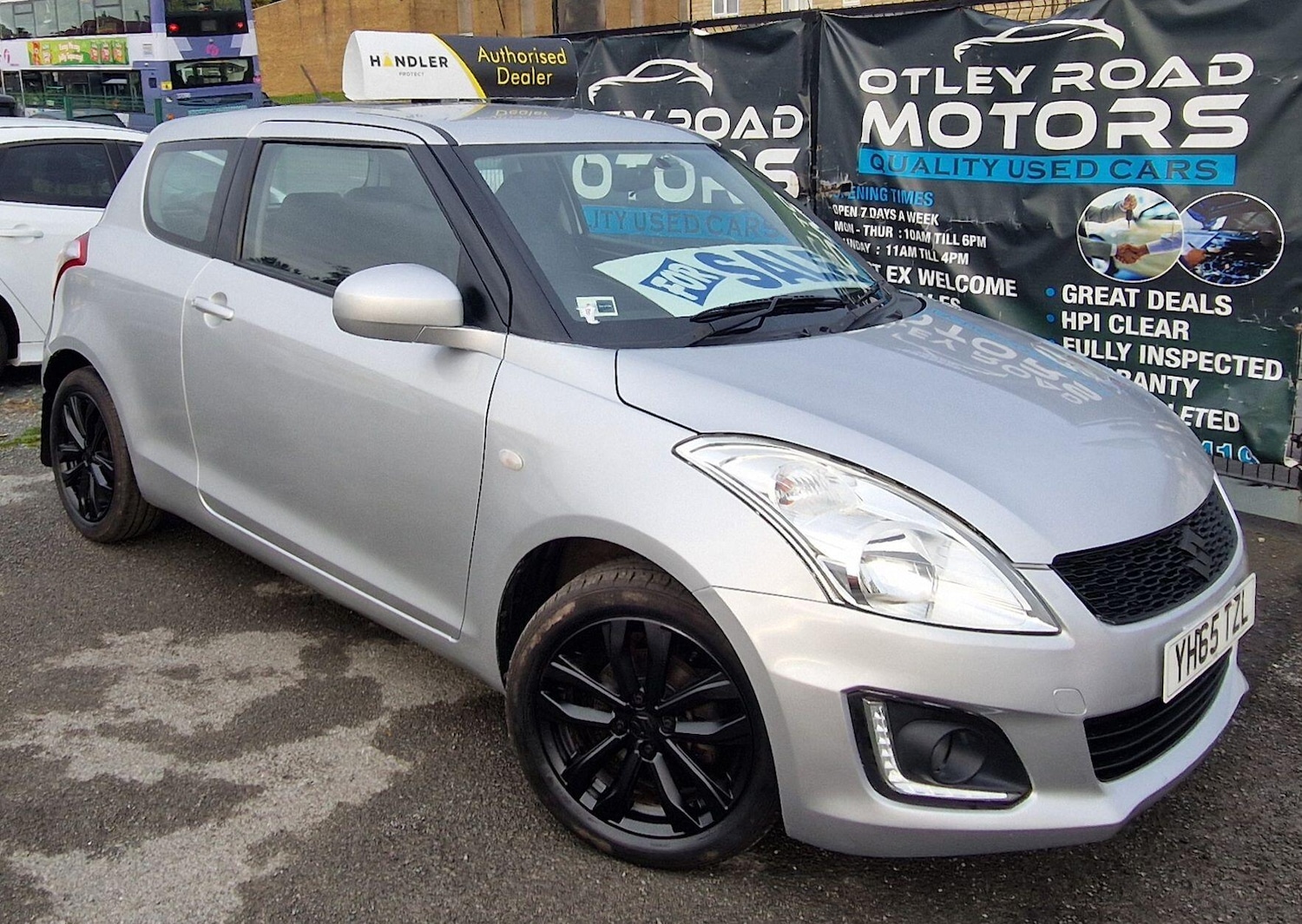 Used Suzuki Swift 2015 for sale - 76151577: Photo 3