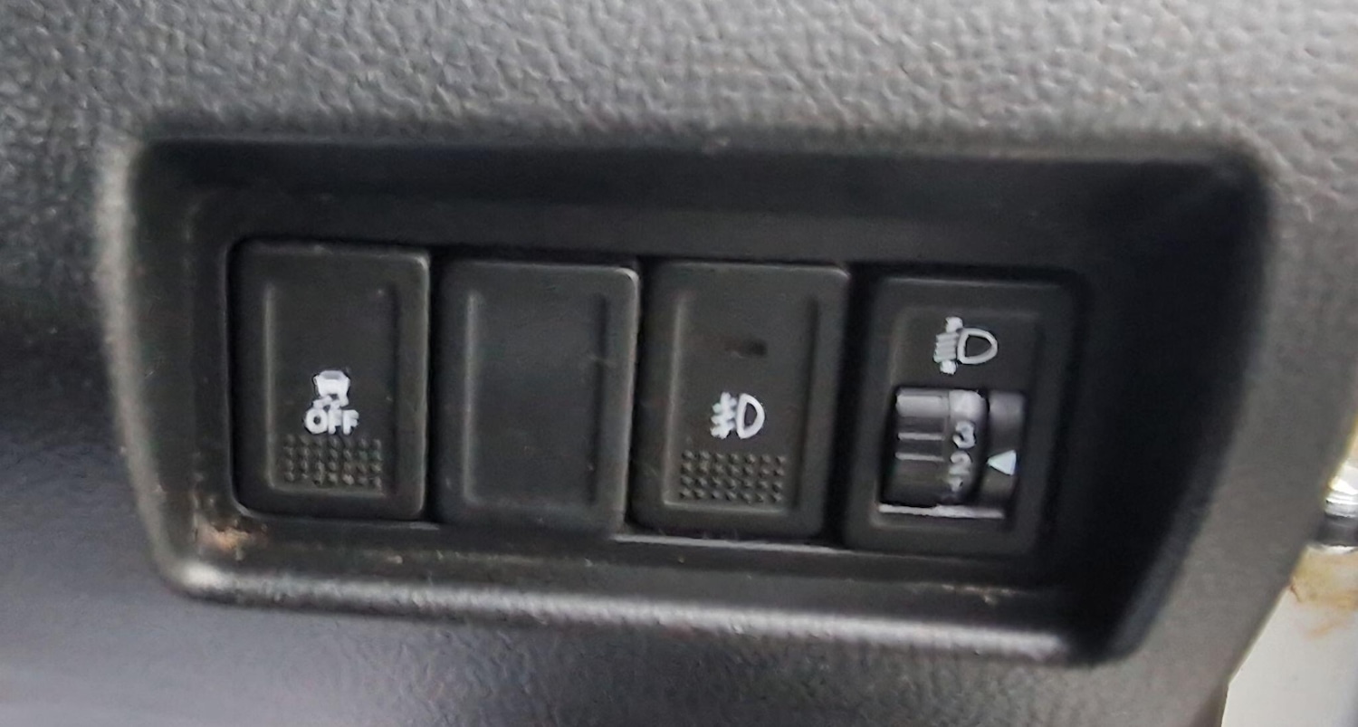 Used Suzuki Swift 2015 for sale - 76151577: Photo 32