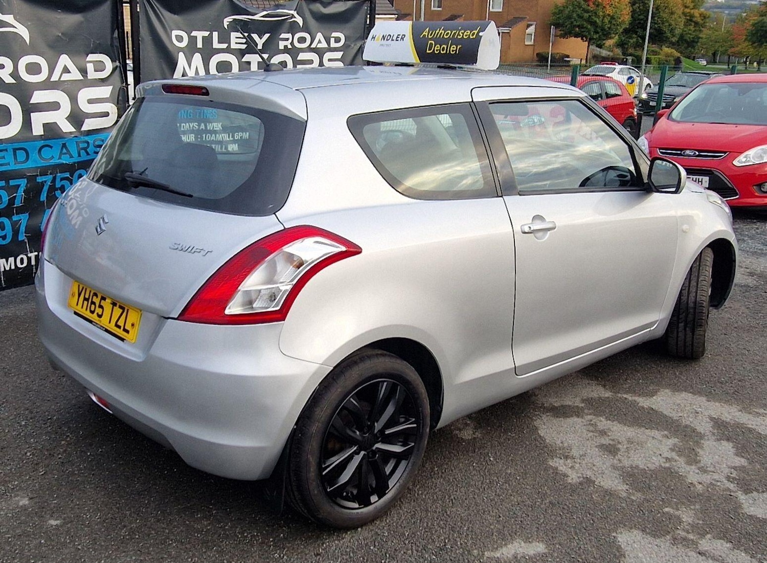 Used Suzuki Swift 2015 for sale - 76151577: Photo 37