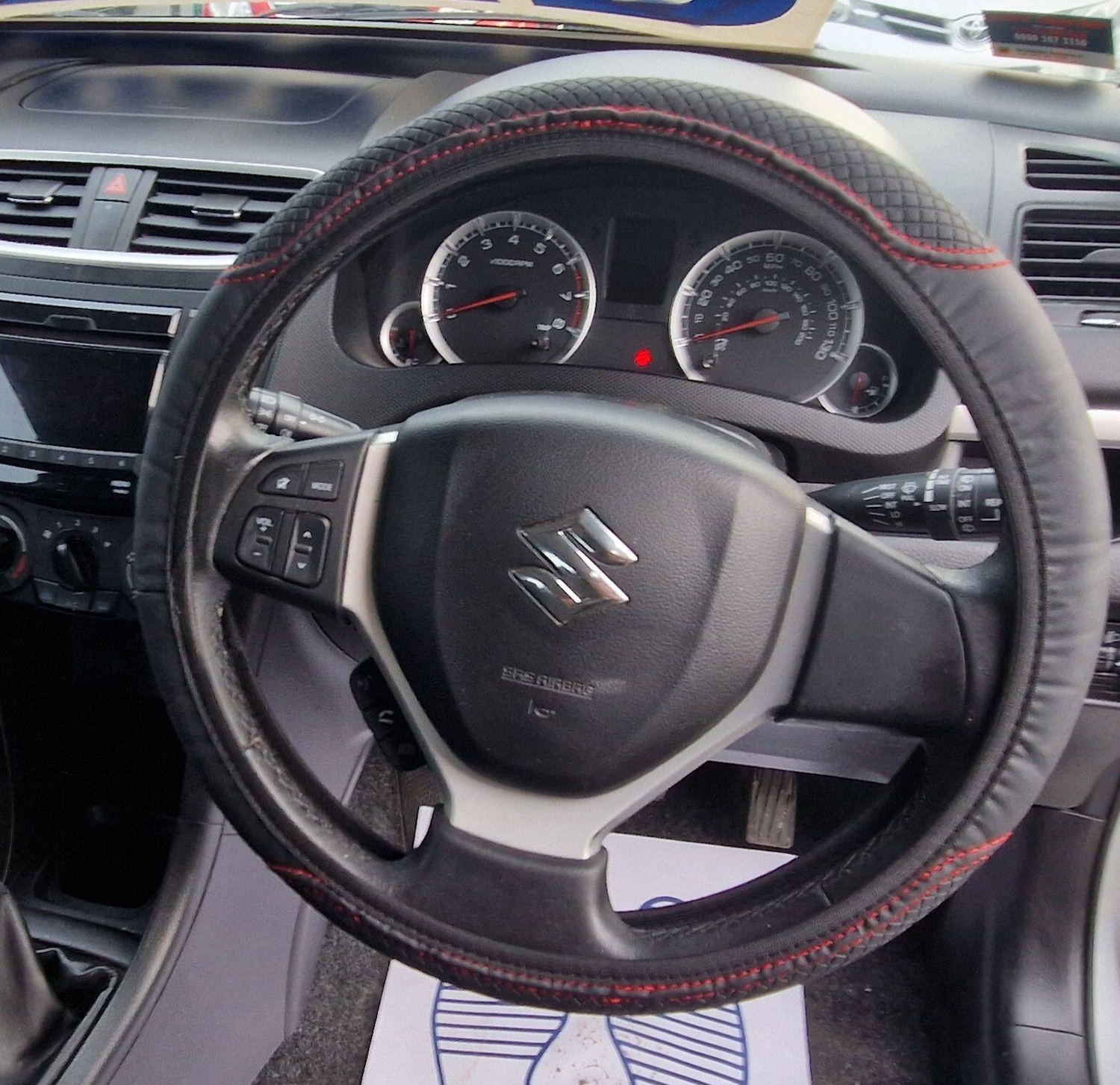 Used Suzuki Swift 2015 for sale - 76151577: Photo 8