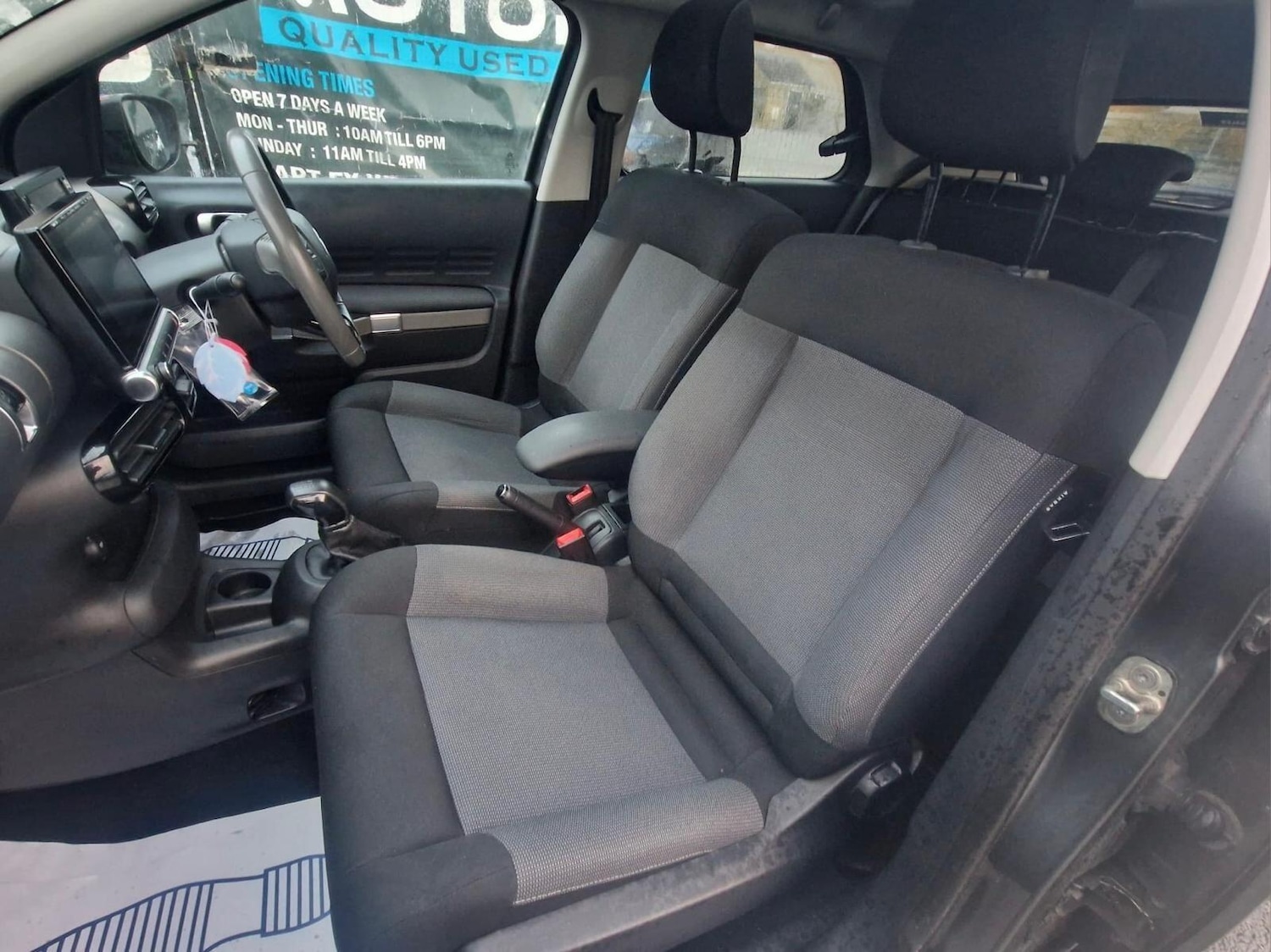 Used Citroen C4 Cactus 2015 for sale - 76349511: Photo 14