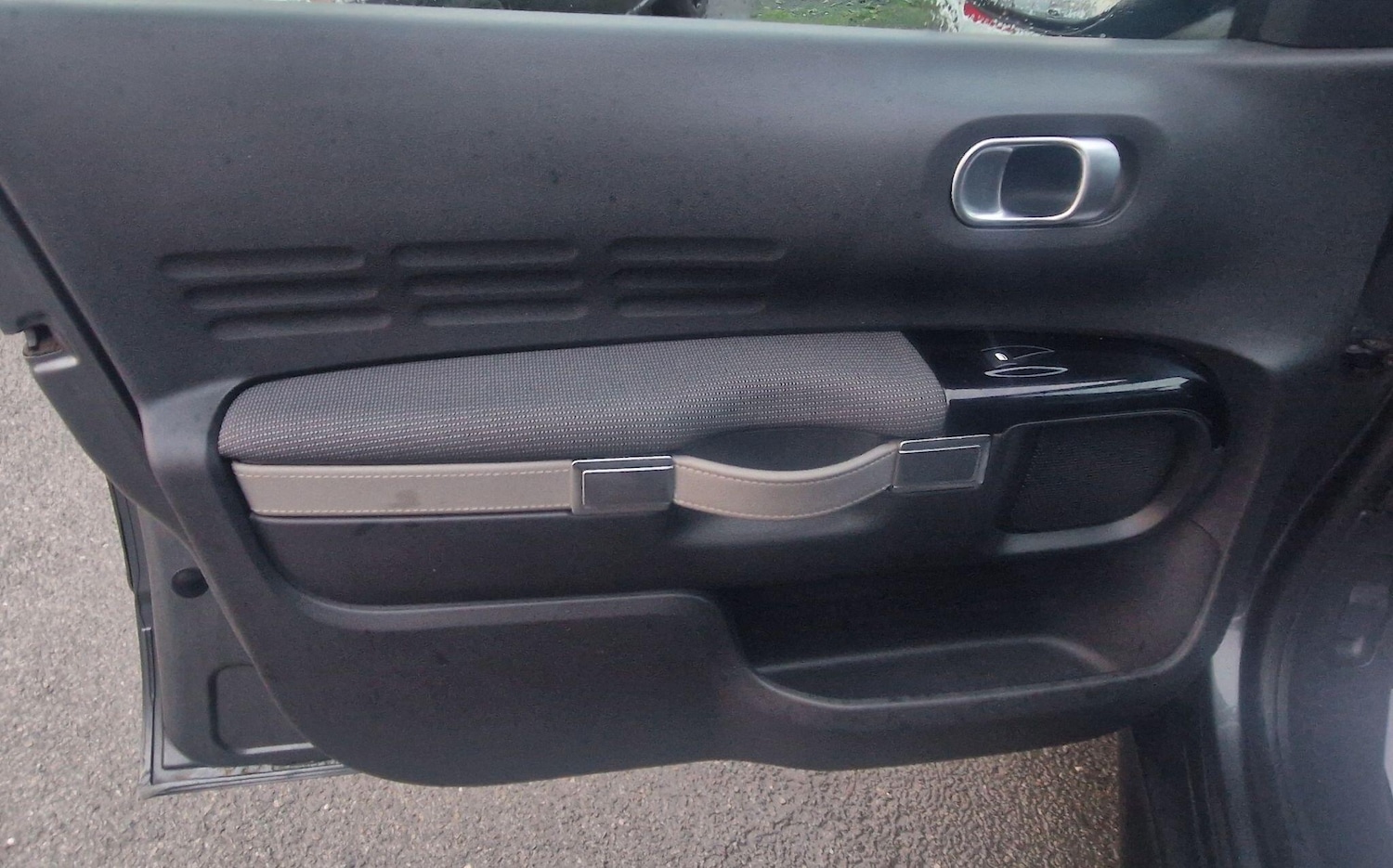 Used Citroen C4 Cactus 2015 for sale - 76349511: Photo 15