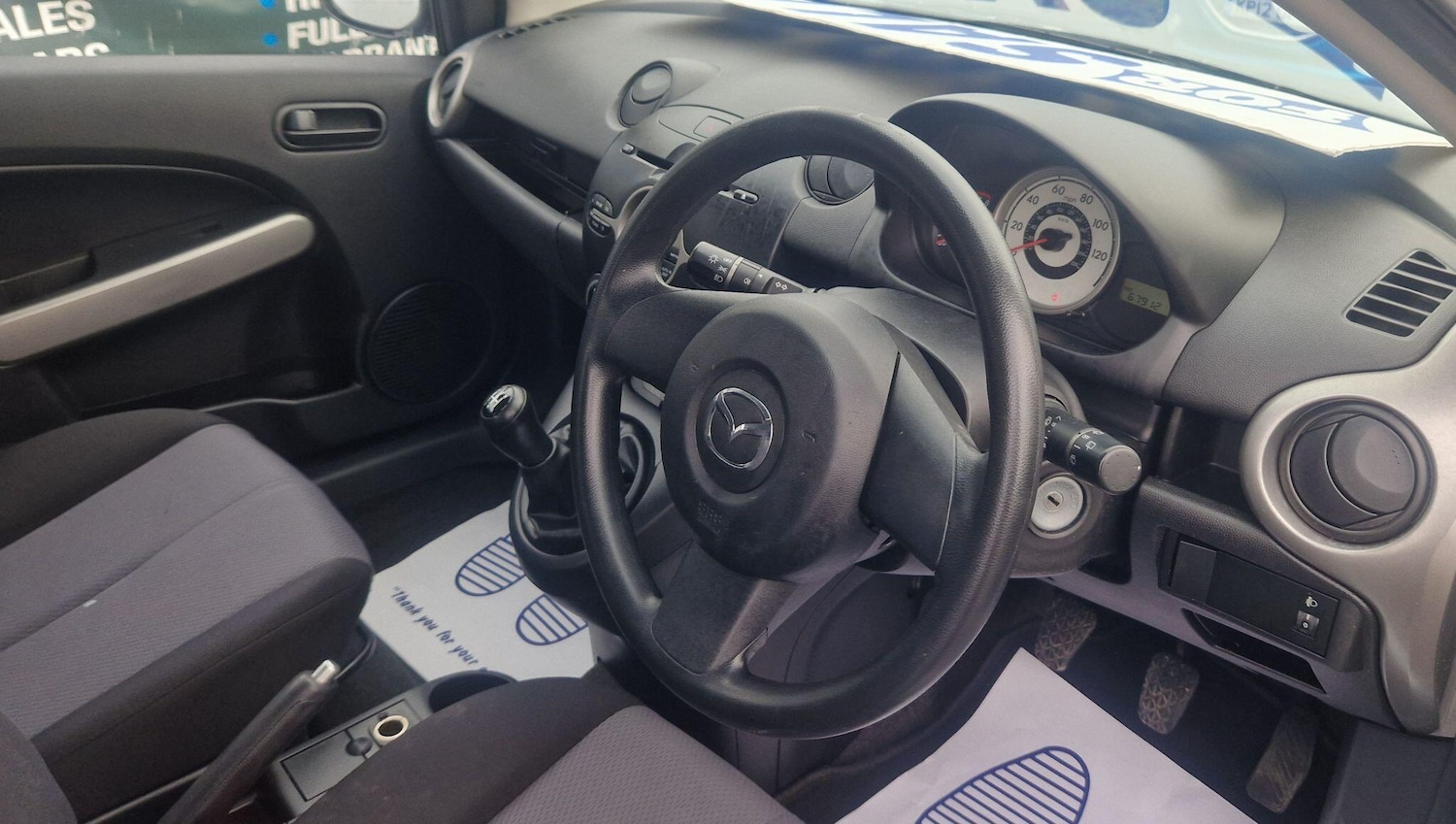 Used Mazda Mazda2 for sale - 76549959: Photo 2