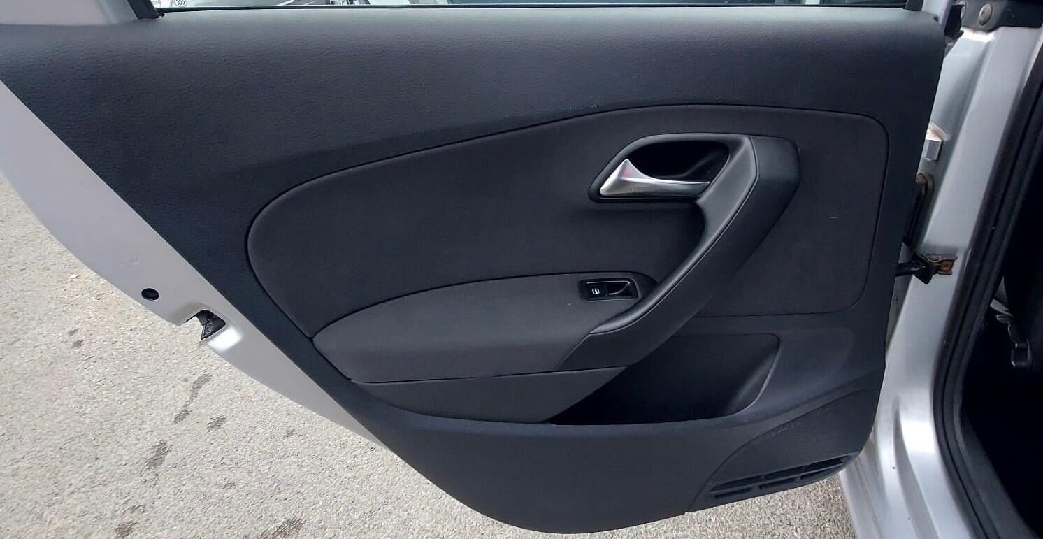 Used Volkswagen Polo 2009 for sale - 78047880: Photo 35