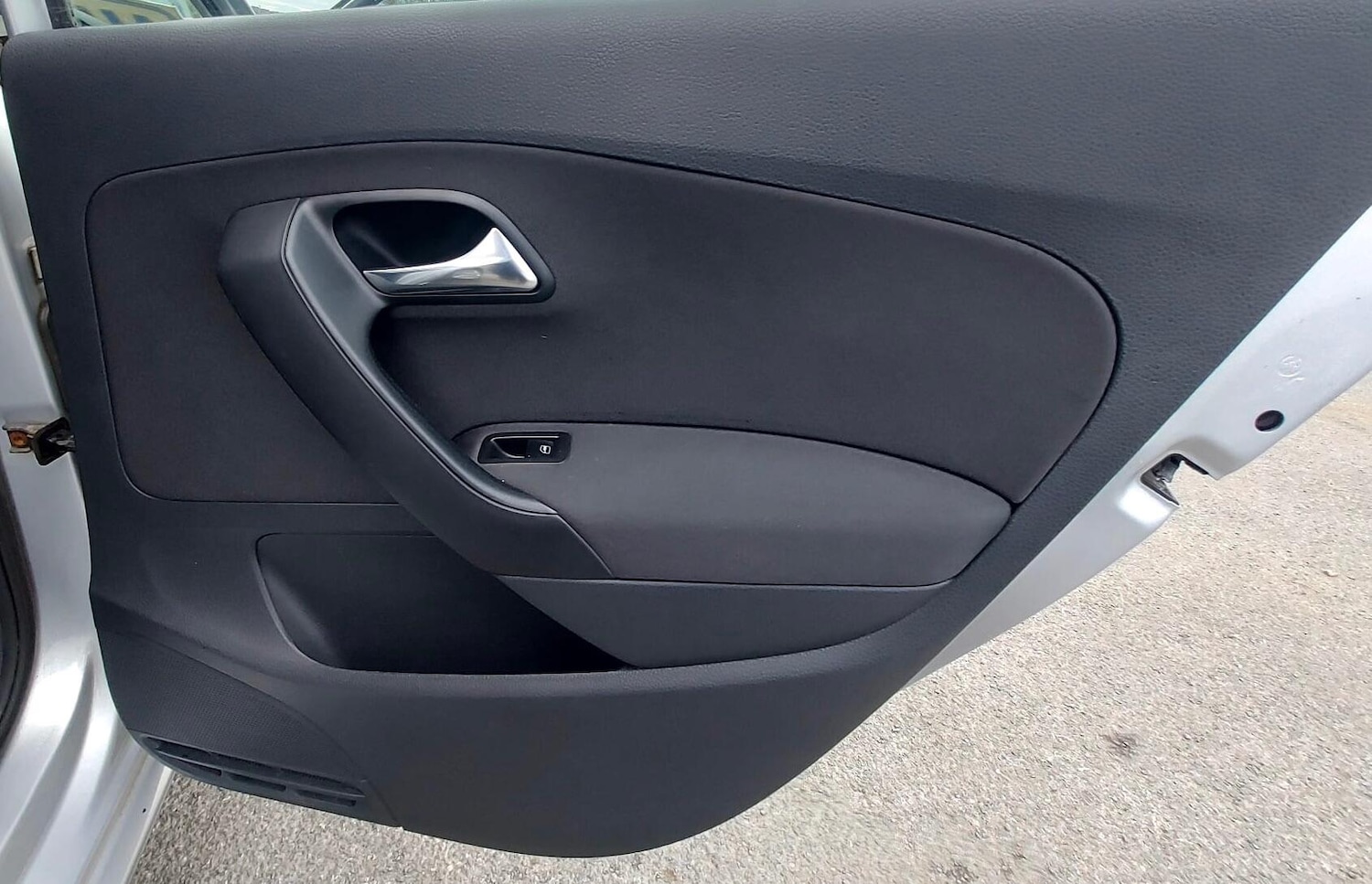 Used Volkswagen Polo 2009 for sale - 78047880: Photo 37