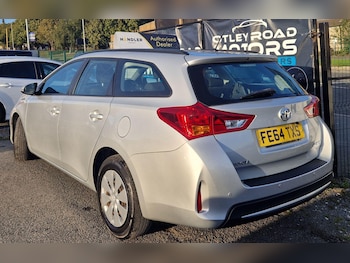 Used Toyota Auris 2014 for sale - 75977510: Photo