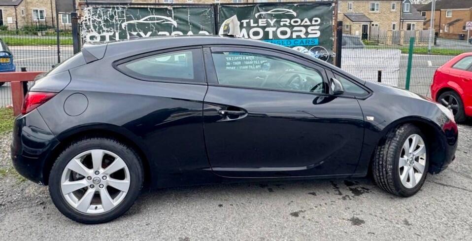 Used Vauxhall Astra GTC 2012 for sale - 78046836: Photo 35