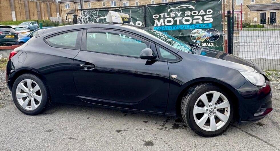 Used Vauxhall Astra GTC 2012 for sale - 78046836: Photo 38