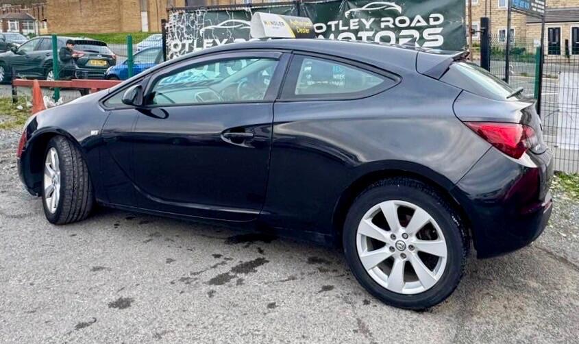 Used Vauxhall Astra GTC 2012 for sale - 78046836: Photo 5