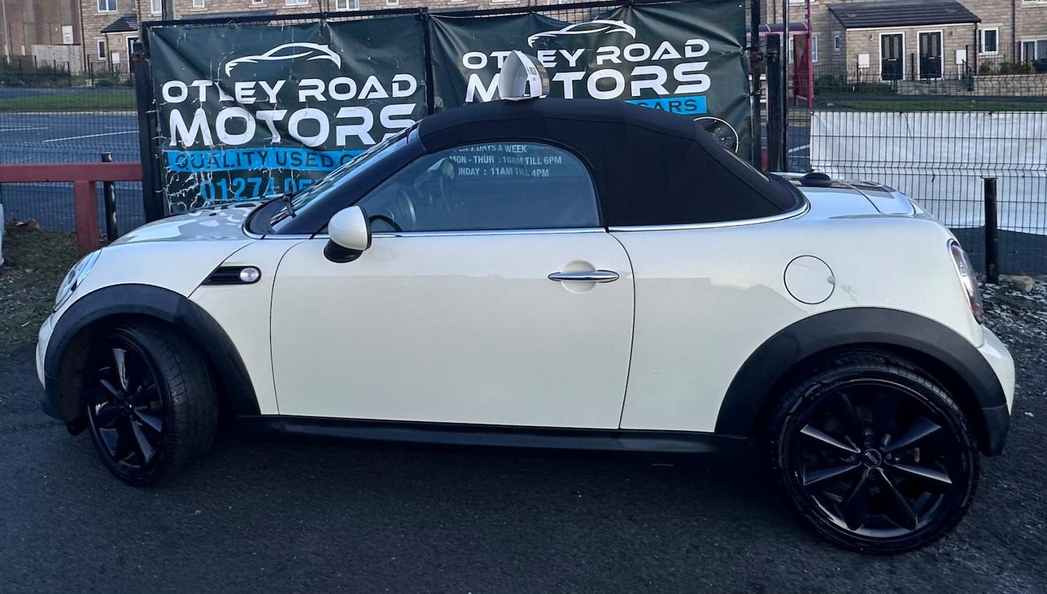 Used MINI Roadster 2014 for sale - 77230402: Photo 28