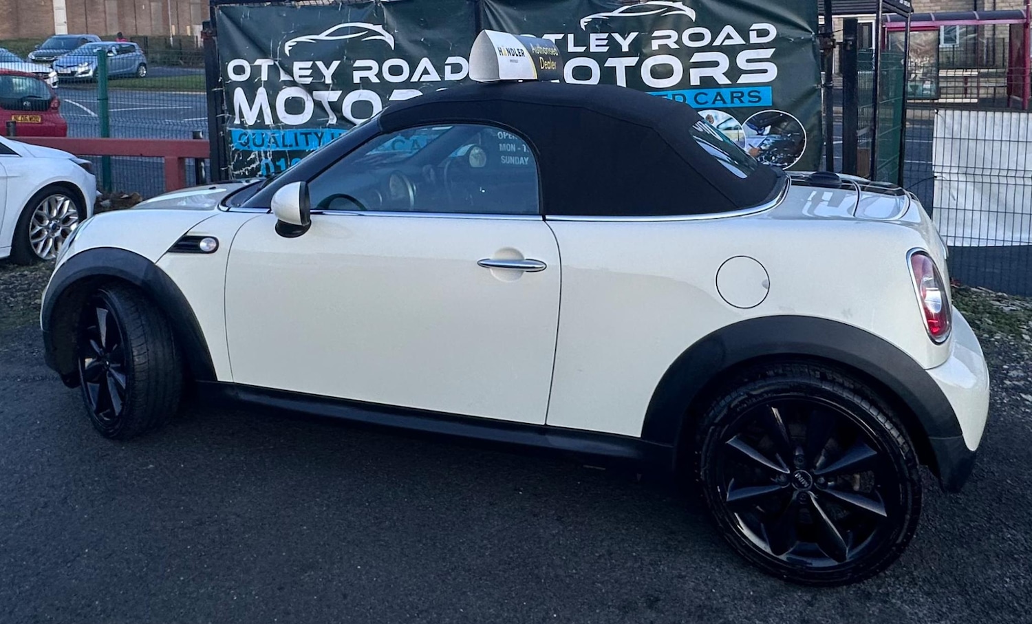 Used MINI Roadster 2014 for sale - 77230402: Photo 29