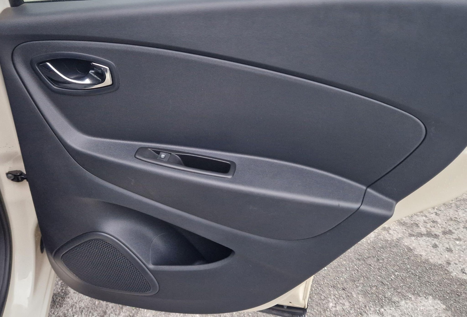 Used Renault Captur 2016 for sale - 76887100: Photo 19