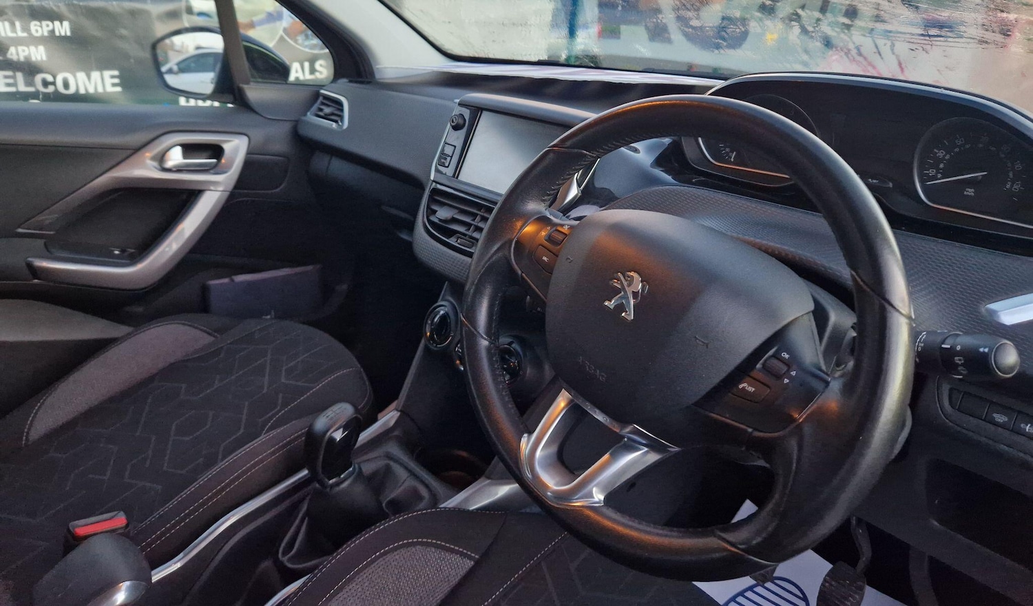Used Peugeot 2008 for sale - 76521754: Photo 2