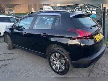 Used Peugeot 2008 2017 for sale - 76521754: Photo