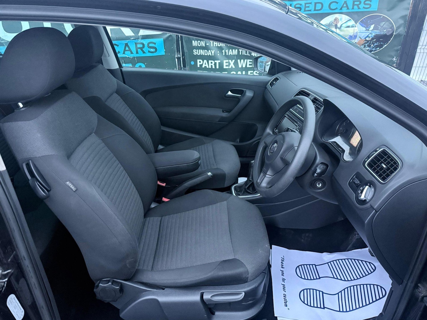 Used Volkswagen Polo 2011 for sale - 76484735: Photo 13