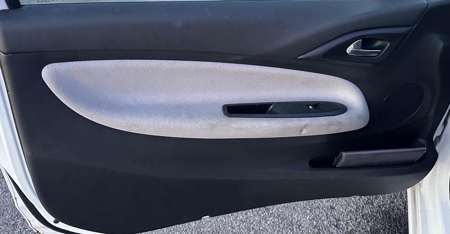 Used Citroen DS3 2013 for sale - 77054004: Photo 35