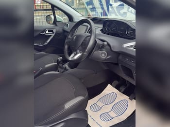 Used Peugeot 208 2016 for sale - 79687834: Photo