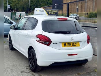 Used Peugeot 208 2016 for sale - 79687834: Photo