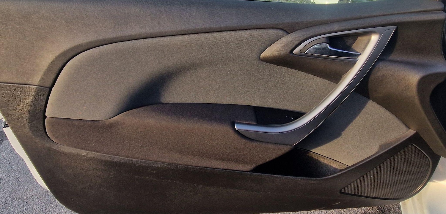 Used Vauxhall Astra GTC 2013 for sale - 76753115: Photo 29