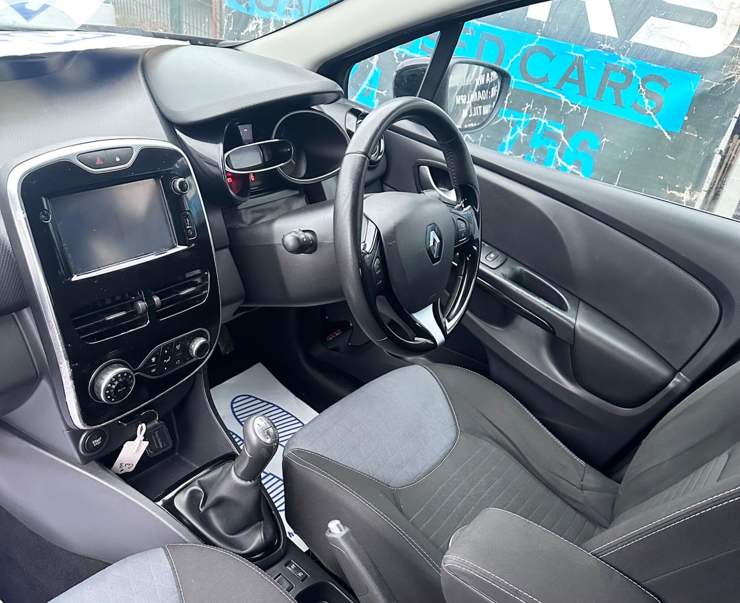 Used Renault Clio for sale - 77753064: Photo 16