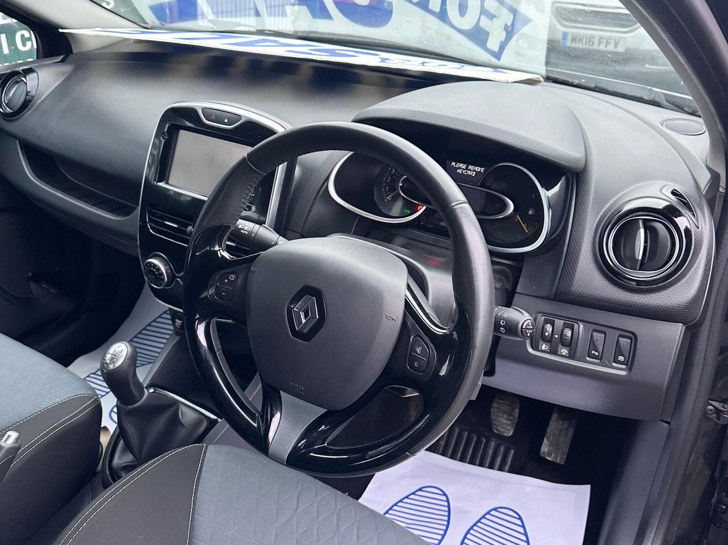 Used Renault Clio for sale - 77753064: Photo 2