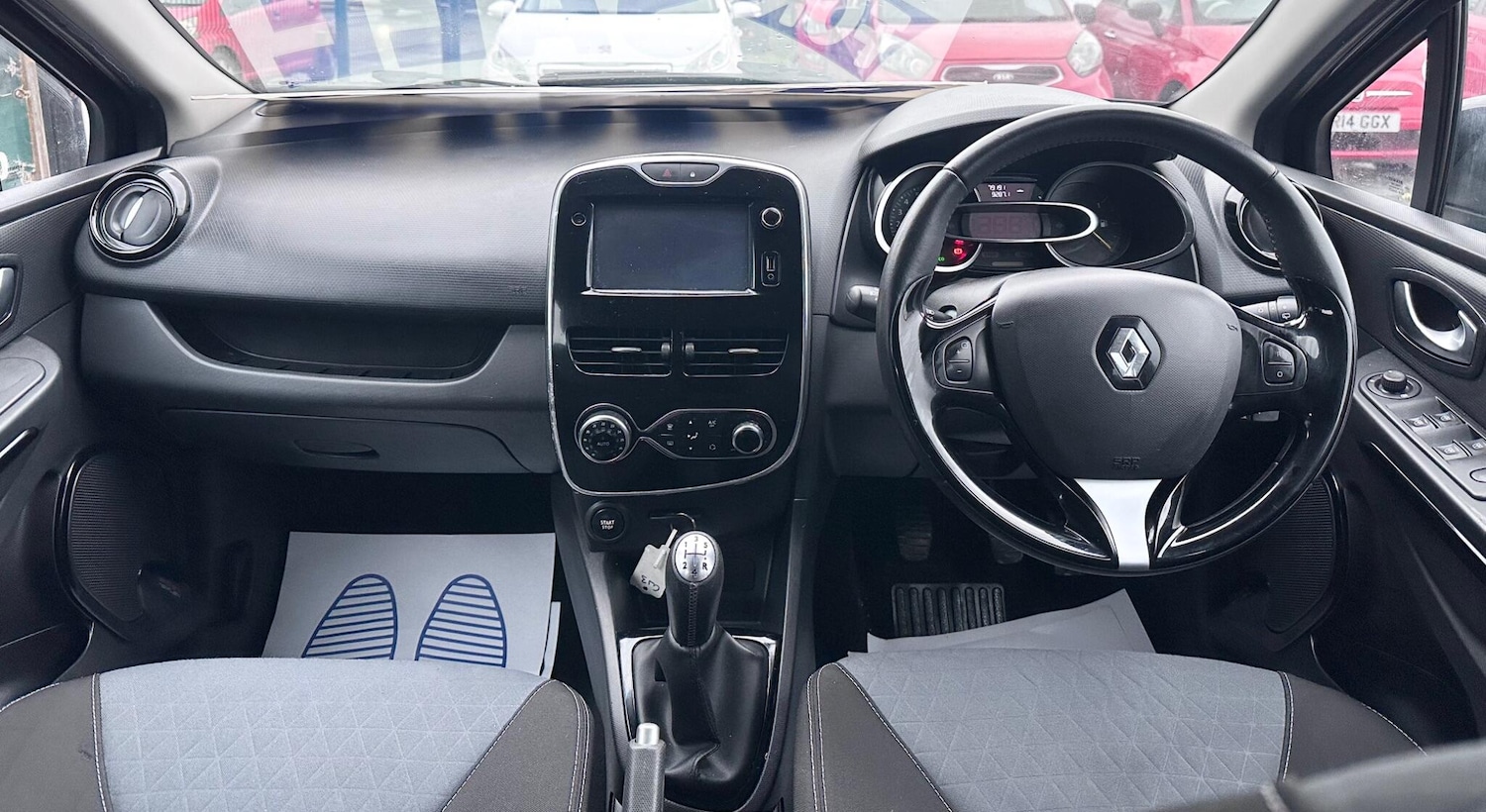 Used Renault Clio for sale - 77753064: Photo 25